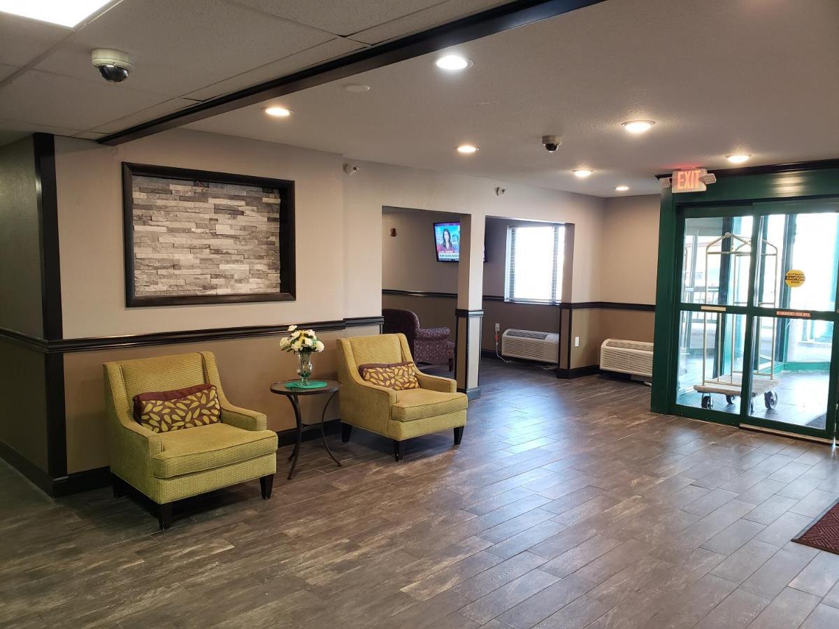 Travelodge By Wyndham Brooklyn Center Buitenkant foto